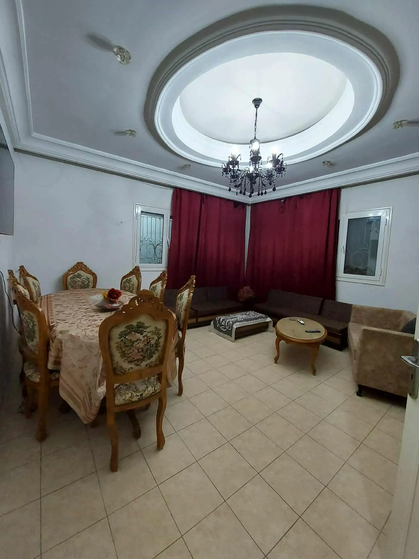 listing card gallery